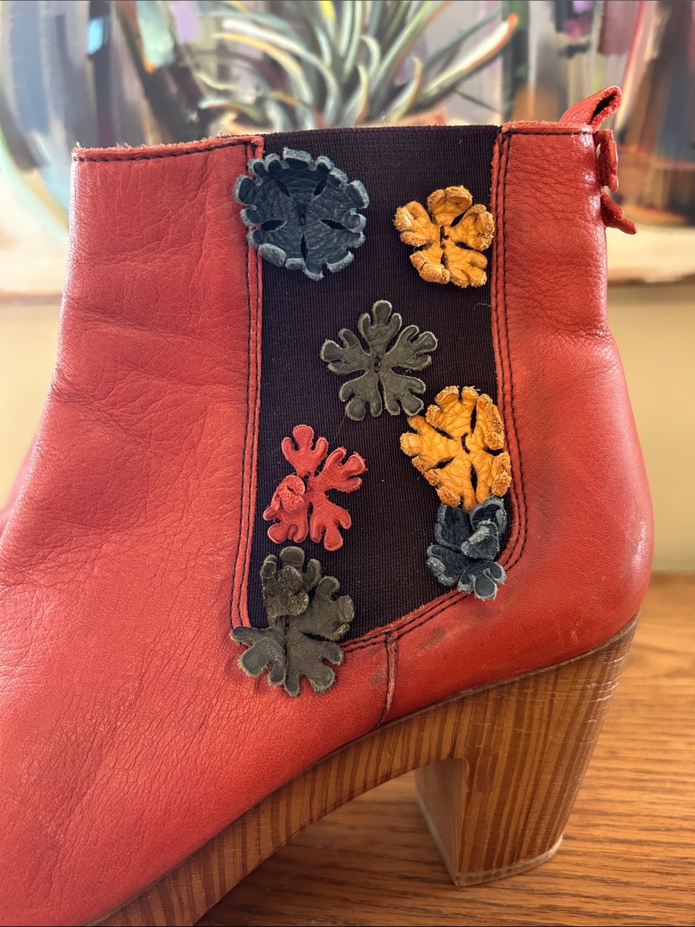 Vintage Women’s Orange Leather Floral Accent Ankle Boots - Picture 4 of 10
